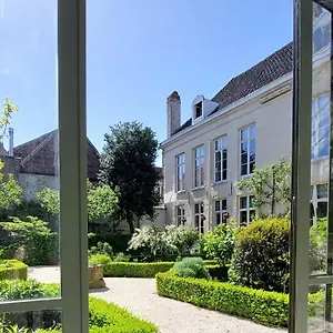 Appartement In De Corenbloem Centrum